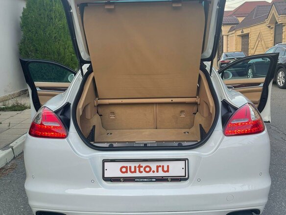 2011 Porsche Panamera 4 I, белый, 2200000 рублей - вид 16