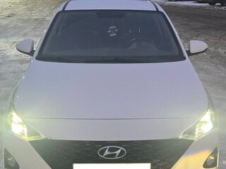 2021 Hyundai Solaris II Рестайлинг, белый, 1739000 рублей, вид 2