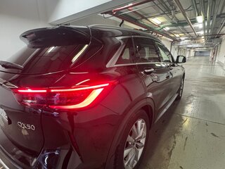 2020 Infiniti QX50 II, чёрный, 3000000 рублей, вид 4