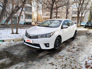 2013 Toyota Corolla XI (E160, E170, E180), белый, 1250000 рублей, вид 2