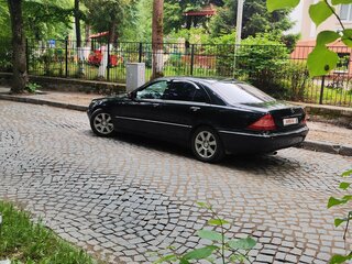 2003 Mercedes-Benz S-Класс 350 IV (W220) Рестайлинг, чёрный, 920000 рублей, вид 2