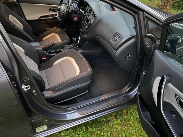 2012 Kia Ceed II, серый, 940000 рублей - вид 12
