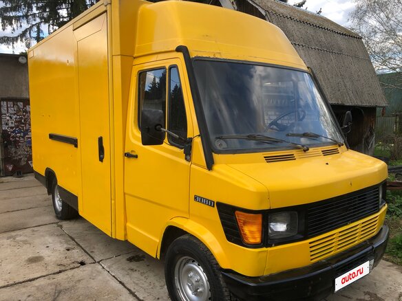 1995 Mercedes-Benz T1, жёлтый, 1000000 рублей - вид 6