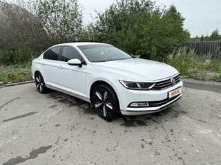 2017 Volkswagen Passat DSG6 B8, белый, 2300000 рублей, вид 2