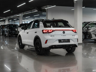2026 Volkswagen T-Roc I (China Market) Рестайлинг, белый, 3700000 рублей, вид 5