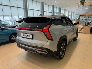 2024 Geely Atlas II, серебристый, 3817190 рублей, вид 3