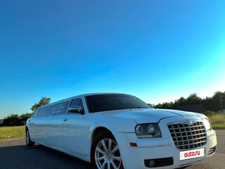 2004 Chrysler 300C I, белый, 700000 рублей, вид 3