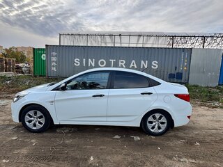 2014 Hyundai Solaris I Рестайлинг, белый, 590000 рублей, вид 3