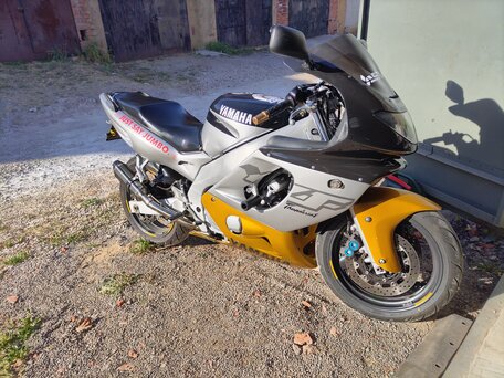2000 Yamaha YZF600R Thundercat, серебристый, 405000 рублей, вид 2