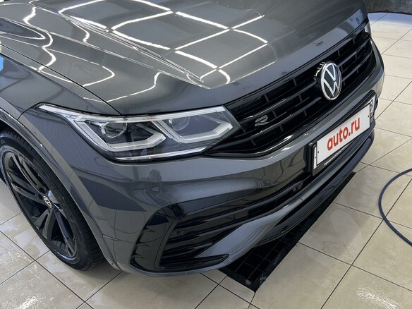 2020 Volkswagen Tiguan II Рестайлинг, серый, 3300000 рублей - вид 13