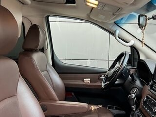 2020 Hyundai Grand Starex I Рестайлинг 2, чёрный, 4000000 рублей, вид 4