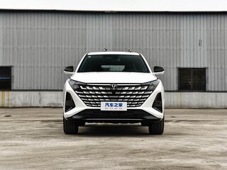 2026 Changan UNI-Z, белый, 2254236 рублей, вид 2
