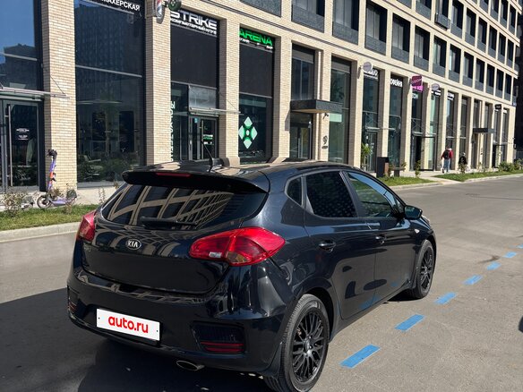 2016 Kia Ceed II Рестайлинг, чёрный, 1300000 рублей - вид 3
