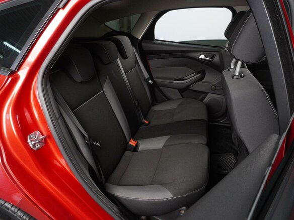 2014 Ford Focus III, красный, 1039000 рублей - вид 6