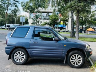 1996 Toyota RAV4 I (XA10), голубой, 375000 рублей, вид 4