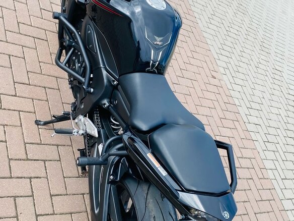 2007 Yamaha FZ1, чёрный - вид 11