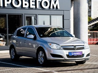 2012 Opel Astra H Рестайлинг, серебристый, 750000 рублей, вид 3