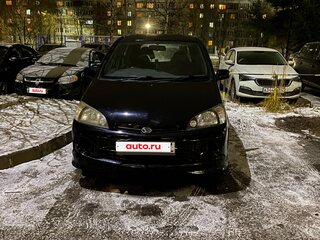 2001 Daihatsu YRV I, чёрный, 250000 рублей, вид 3