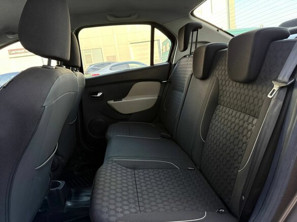 2018 Renault Logan II Рестайлинг, коричневый, 750000 рублей - вид 9