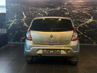 2011 Renault Sandero I, бежевый, 460000 рублей, вид 5