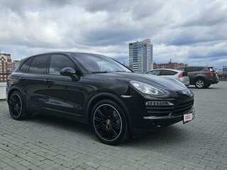 2012 Porsche Cayenne S II (958), чёрный, 3500000 рублей, вид 3