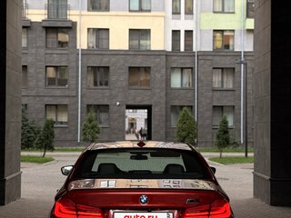 2018 BMW M5 Competition VI (F90), красный, 6700000 рублей, вид 2