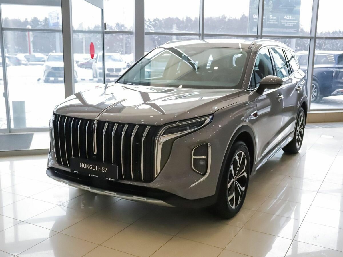 Открыть фотографии: Hongqi HS7 II
