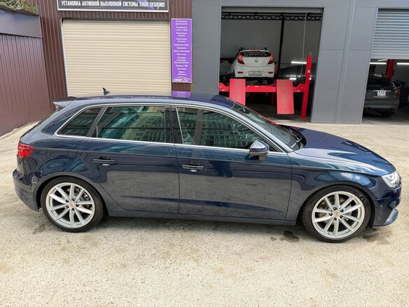 2018 Audi A3 III (8V) Рестайлинг, синий, 2250000 рублей - вид 6