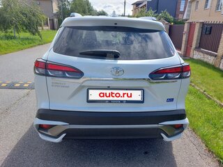 2023 Toyota Corolla Cross I, белый, 3000000 рублей, вид 5