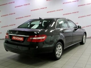 2012 Mercedes-Benz E-Класс 200 7G-Tronic IV (W212, S212, C207), чёрный, 2100000 рублей, вид 2