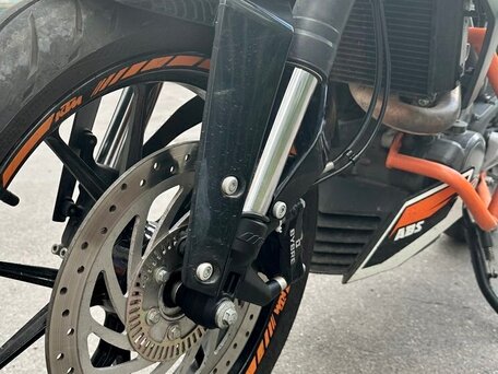 2013 KTM 200 Duke, белый, 209000 рублей, вид 4