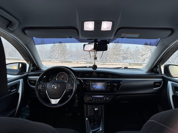 2014 Toyota Corolla XI (E160, E170, E180), серый, 1450000 рублей - вид 9