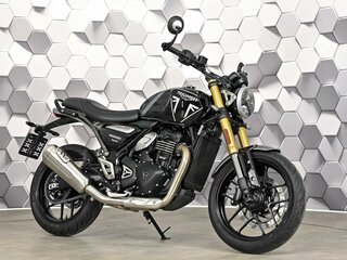 2022 Triumph Speed 400, чёрный, 695000 рублей, вид 1