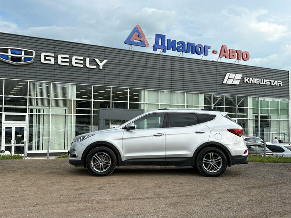 2017 Hyundai Santa Fe III Рестайлинг, серебристый - вид 1