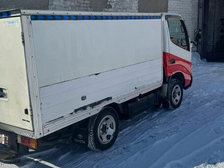 2002 Toyota Hino, красный, 1350000 рублей, вид 3