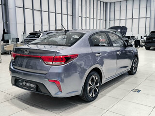 2017 Kia Rio IV, серый, 980000 рублей, вид 5