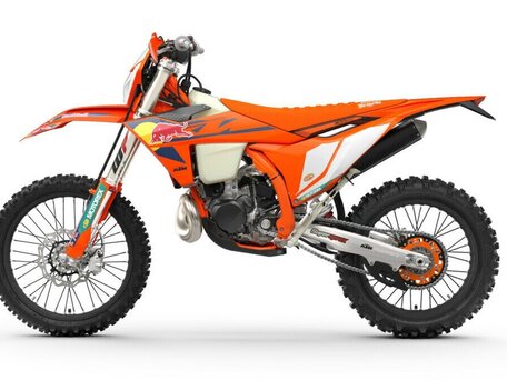 2025 KTM 300 EXC, оранжевый, 1590000 рублей, вид 2
