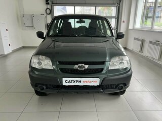 2018 Chevrolet Niva I Рестайлинг, зелёный, 650000 рублей, вид 3