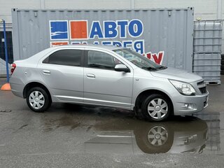2013 Chevrolet Cobalt II, серебристый, 450000 рублей, вид 2