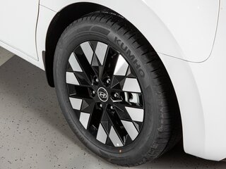 2025 Hyundai Staria I, белый, 10598000 рублей, вид 4