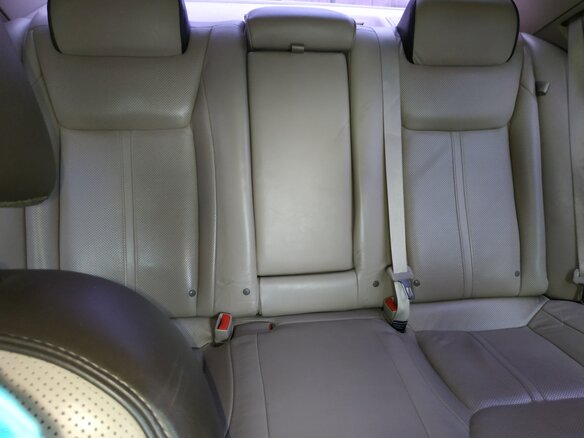 2012 Chrysler 300C II, белый - вид 4