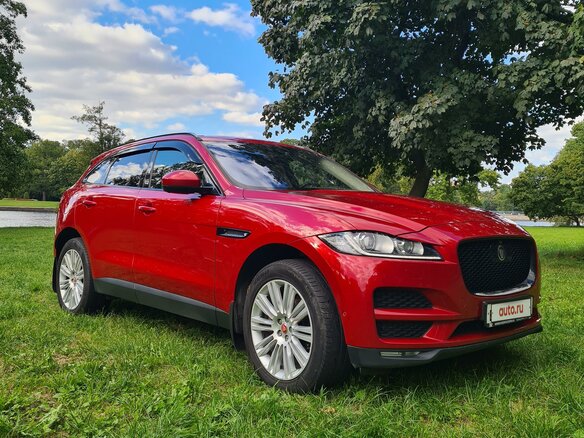 2019 Jaguar F-Pace I, красный, 3790000 рублей - вид 32