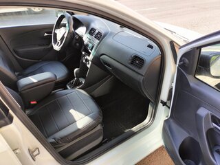 2016 Volkswagen Polo V Рестайлинг, белый, 610000 рублей, вид 5