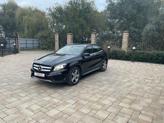2015 Mercedes-Benz GLA 250 I (X156), чёрный, 3000000 рублей, вид 2