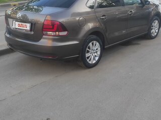 2019 Volkswagen Polo V Рестайлинг, коричневый, 835000 рублей, вид 3