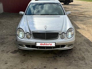 2003 Mercedes-Benz E-Класс 240 III (W211, S211), серебристый, 300000 рублей, вид 1