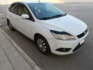 2010 Ford Focus II Рестайлинг, белый, 650000 рублей, вид 1