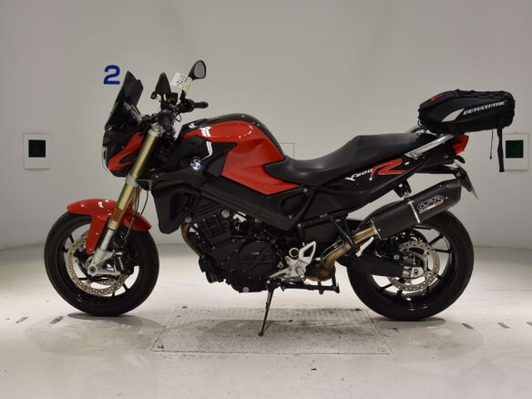 2018 BMW F 800 R, красный, 700000 рублей - вид 1