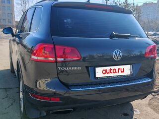 2011 Volkswagen Touareg II, чёрный, 2250000 рублей, вид 4