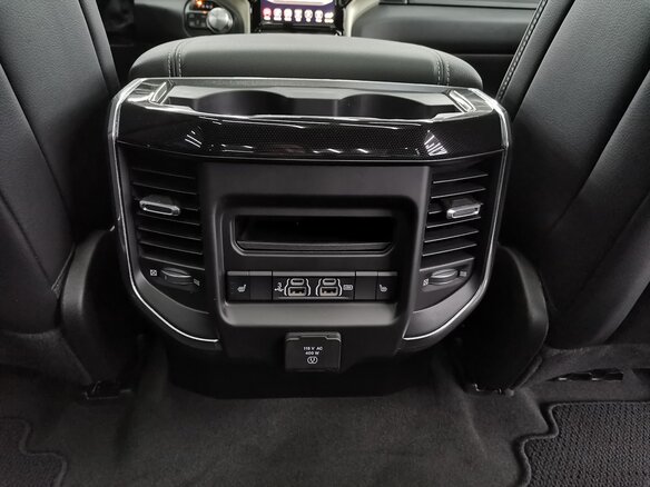 2019 Ram 1500 Crew Cab V, чёрный - вид 14